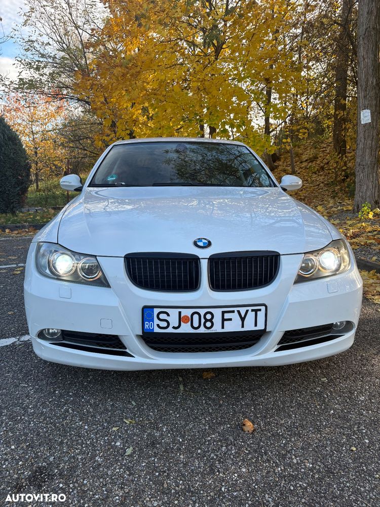 BMW Seria 3 318d - 5