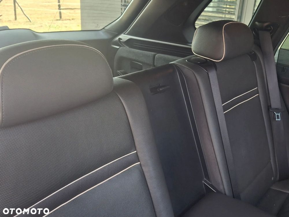 BMW X5 5.0i xDrive - 19