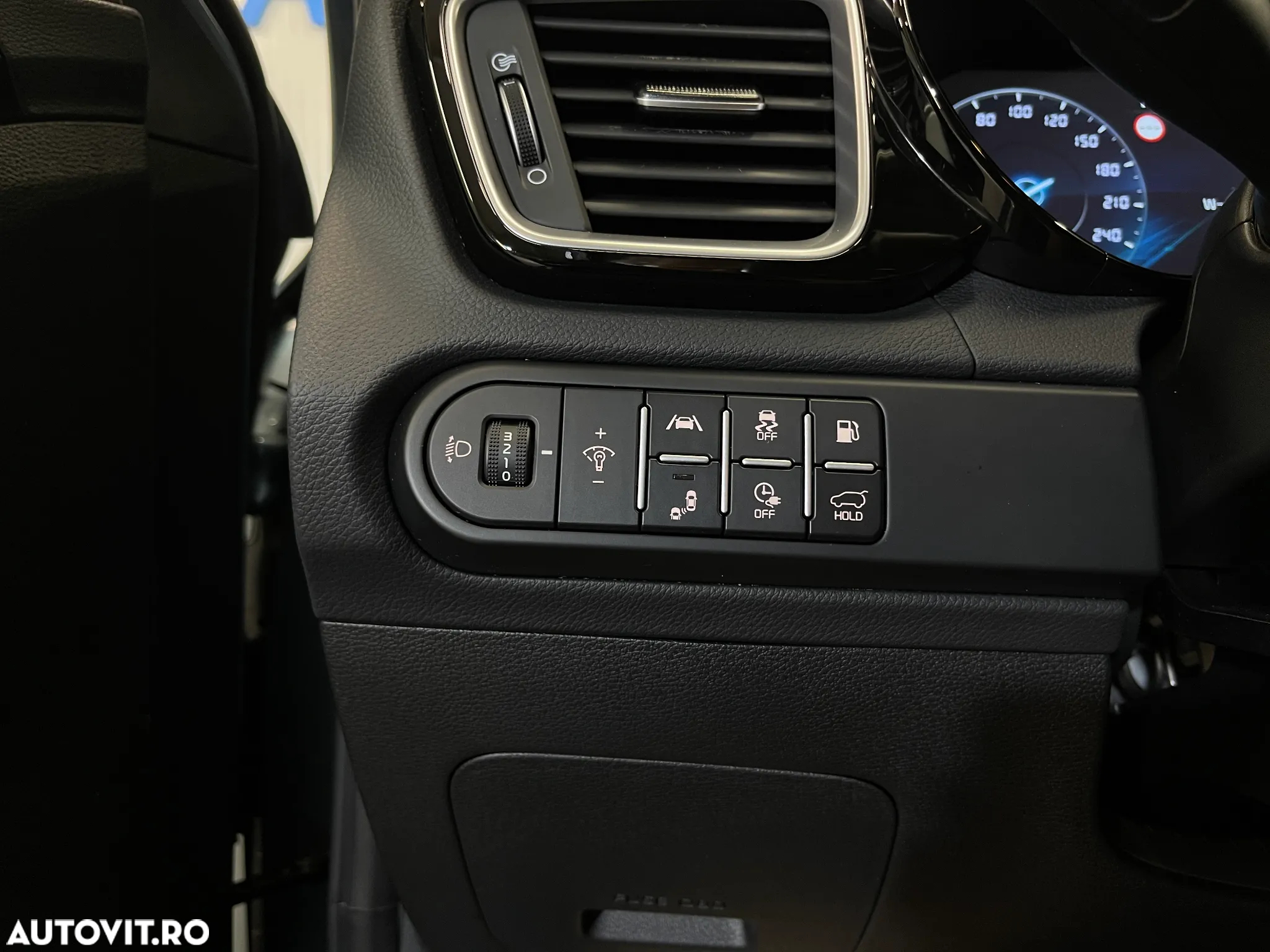 Kia XCeed 1.6 GDI 6DCT PHEV Vision - 25