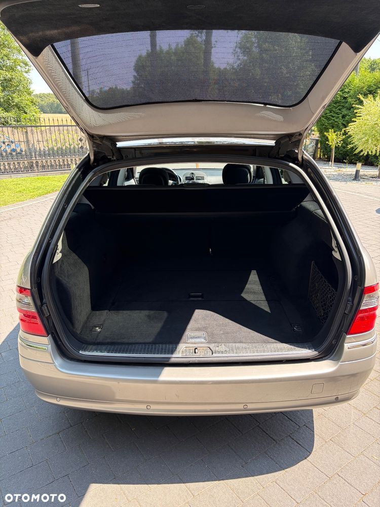 Mercedes-Benz Klasa E 220 CDI Automatik Elegance - 16