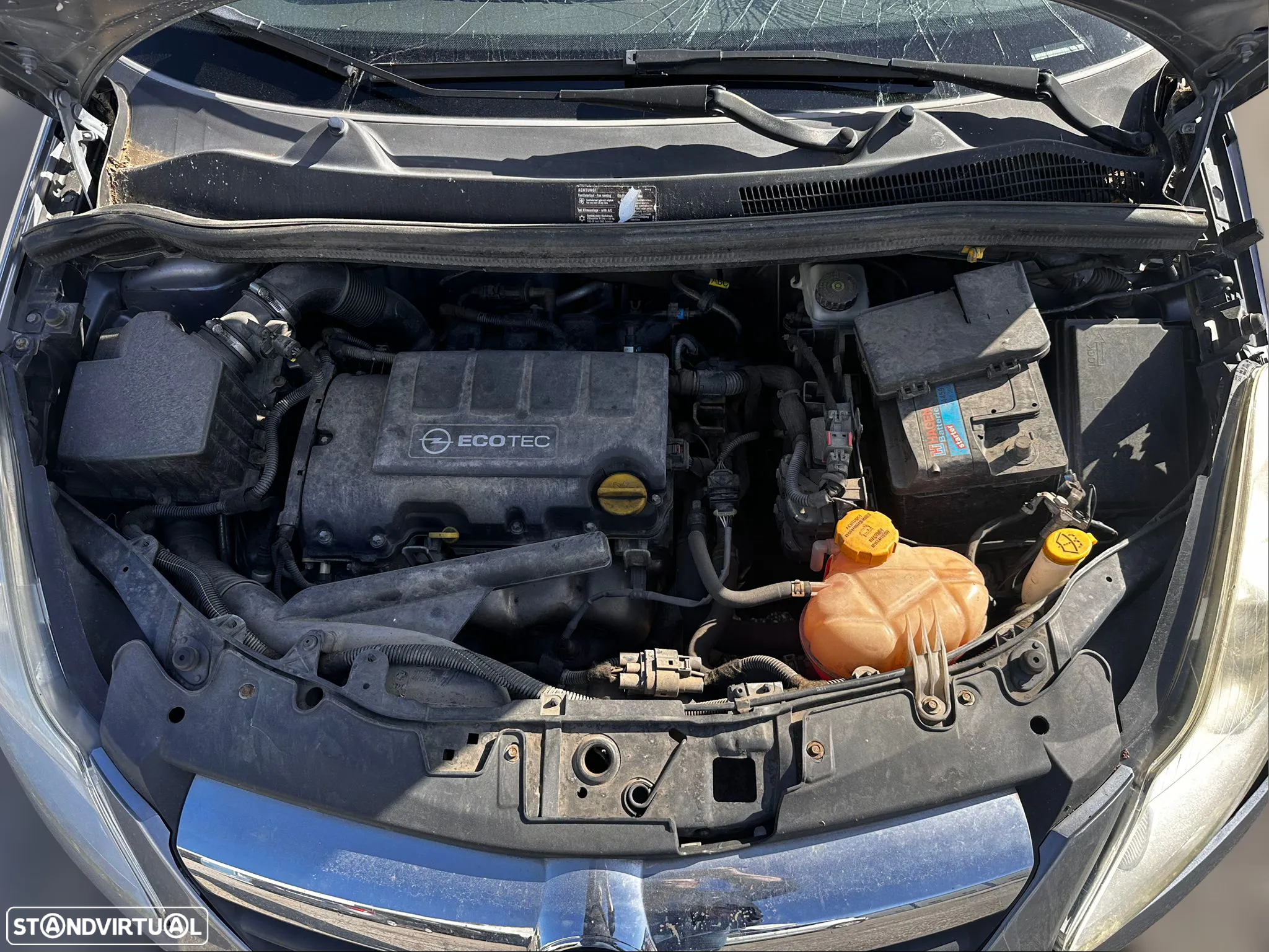 Opel Corsa D 1.2i de 2010 para peças - 8