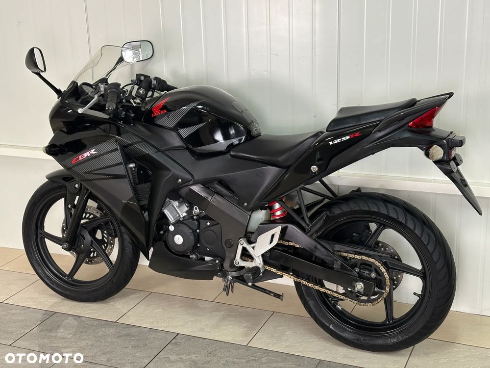 Honda CBR - 3