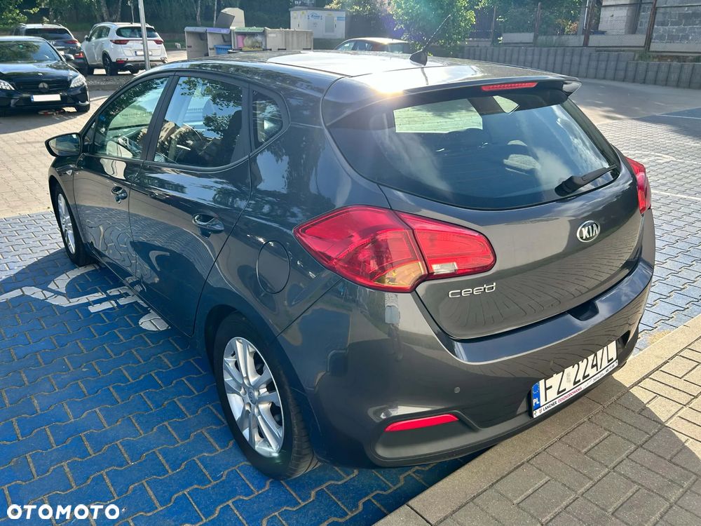 Kia Ceed 1.4 CVVT - 3