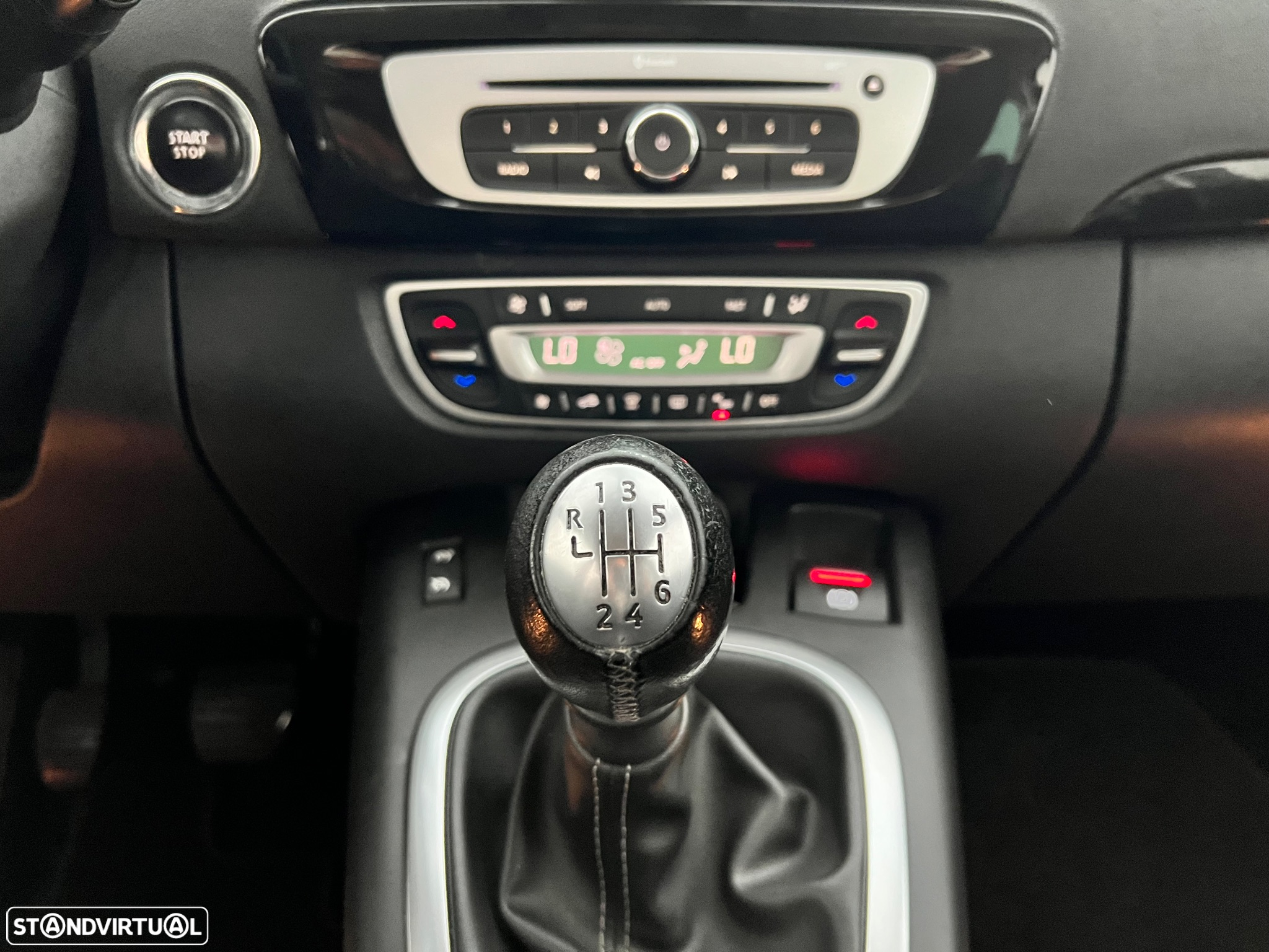 Renault Grand Scénic 1.5 dCi Bose Edition SS - 15