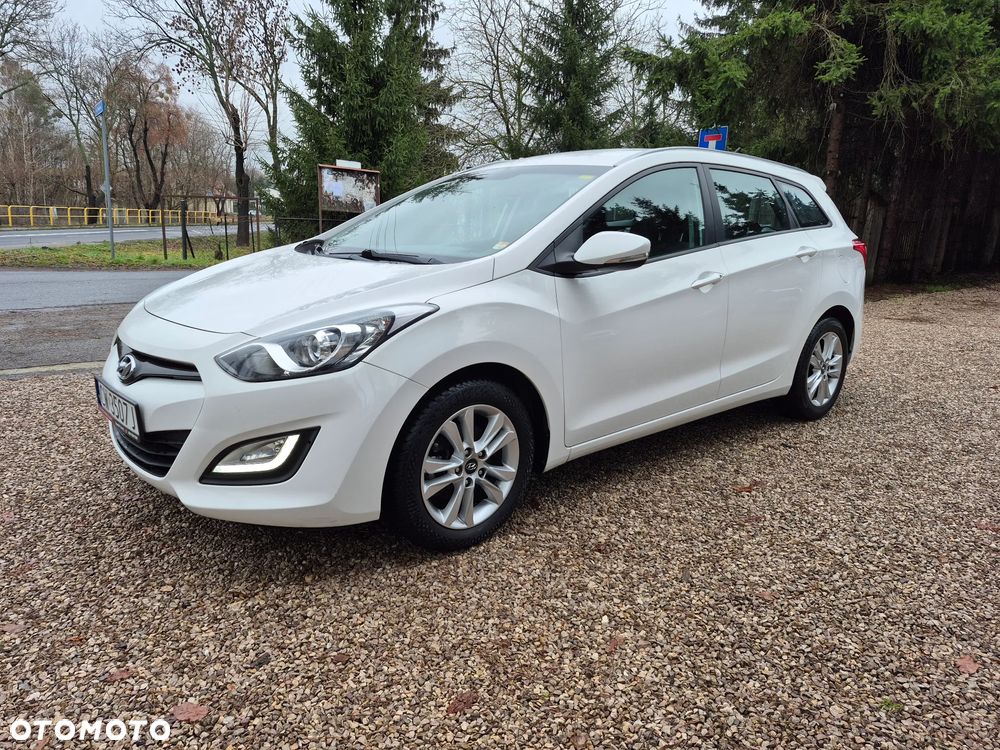 Hyundai i30 i30cw 1.4 Fifa World Cup Edition - 2