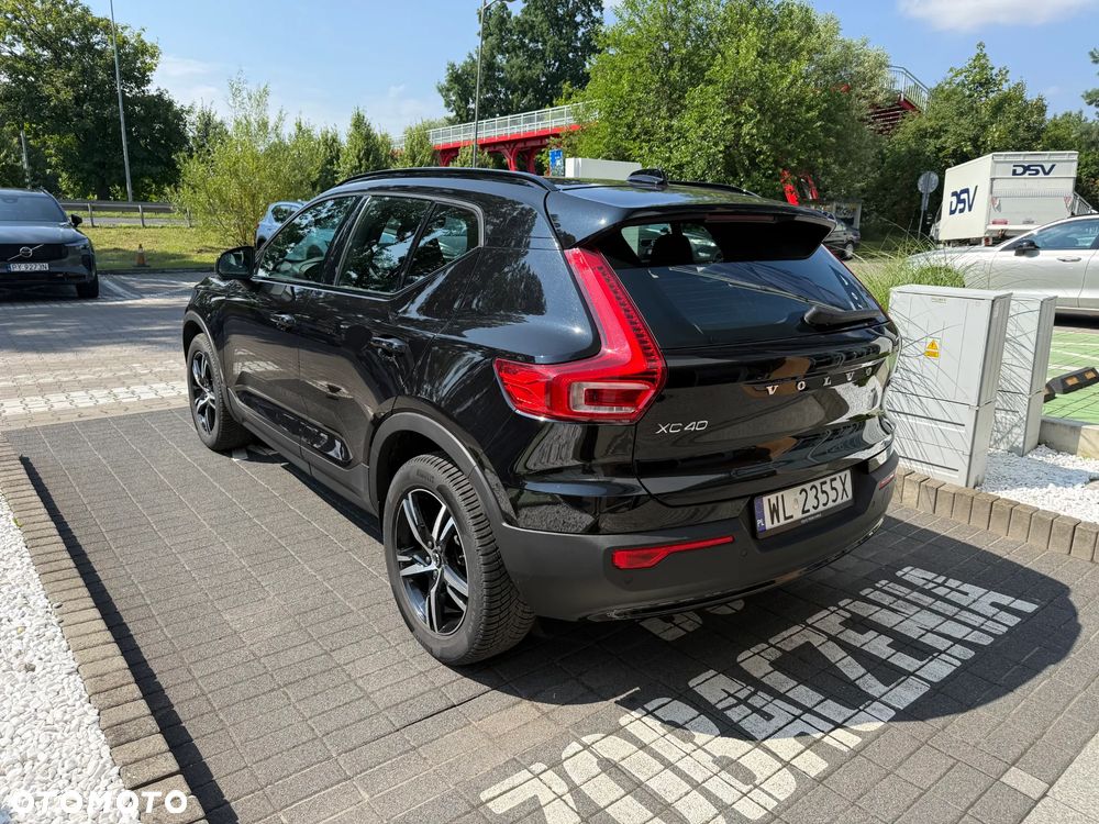 Volvo XC 40 B3 Plus Dark - 7