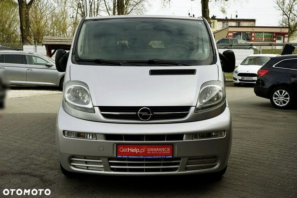 Opel Vivaro - 8