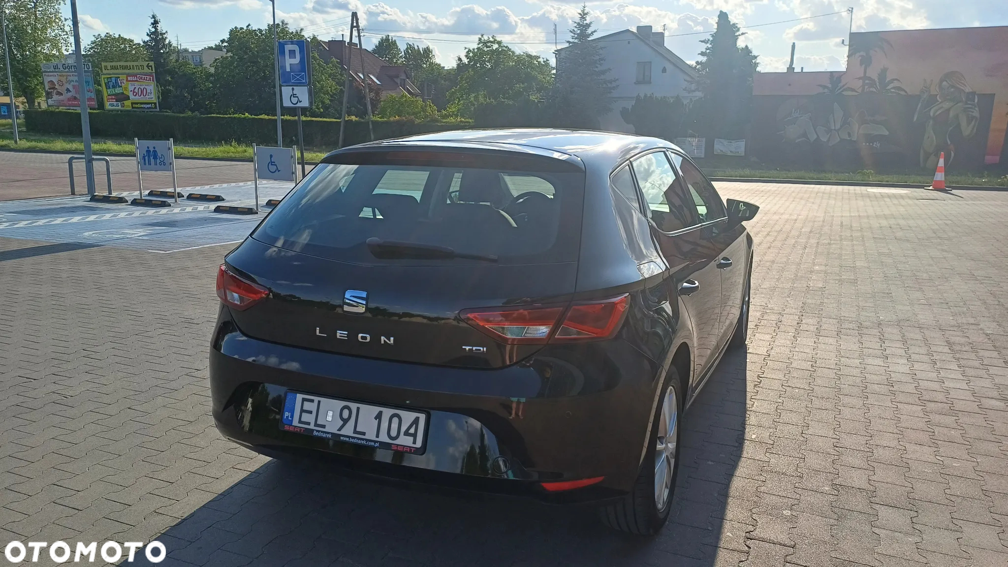 Seat Leon 1.6 TDI Ecomotive Style S&S - 9