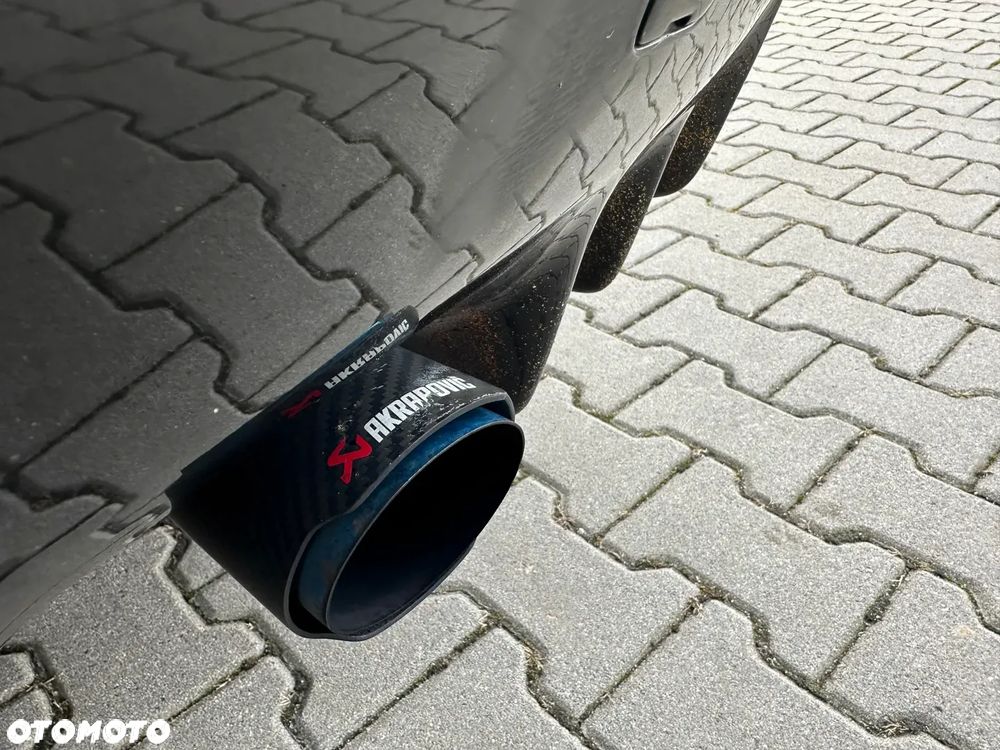 Mitsubishi Lancer Evolution - 10