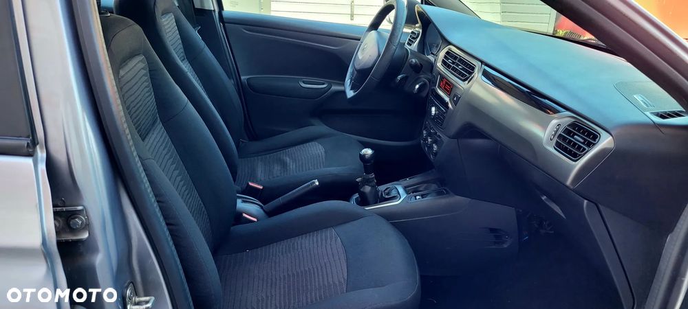 Peugeot 301 1.6 BlueHDi Active - 11