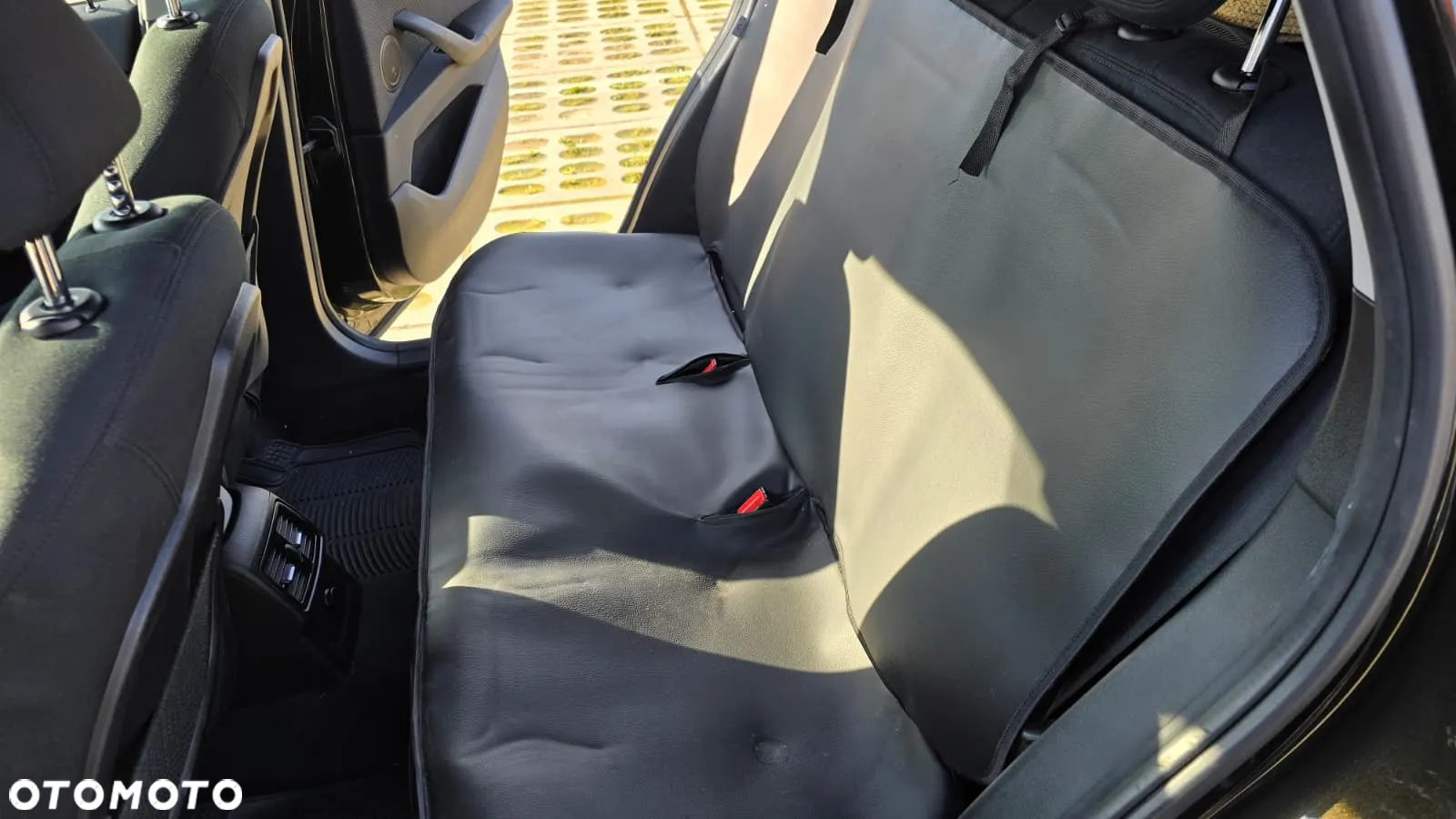 BMW X1 sDrive20d - 16