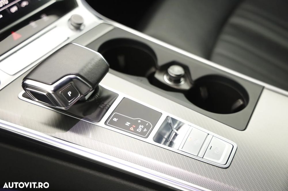 Audi A6 Avant 2.0 45 TFSI quattro S tronic Design - 16