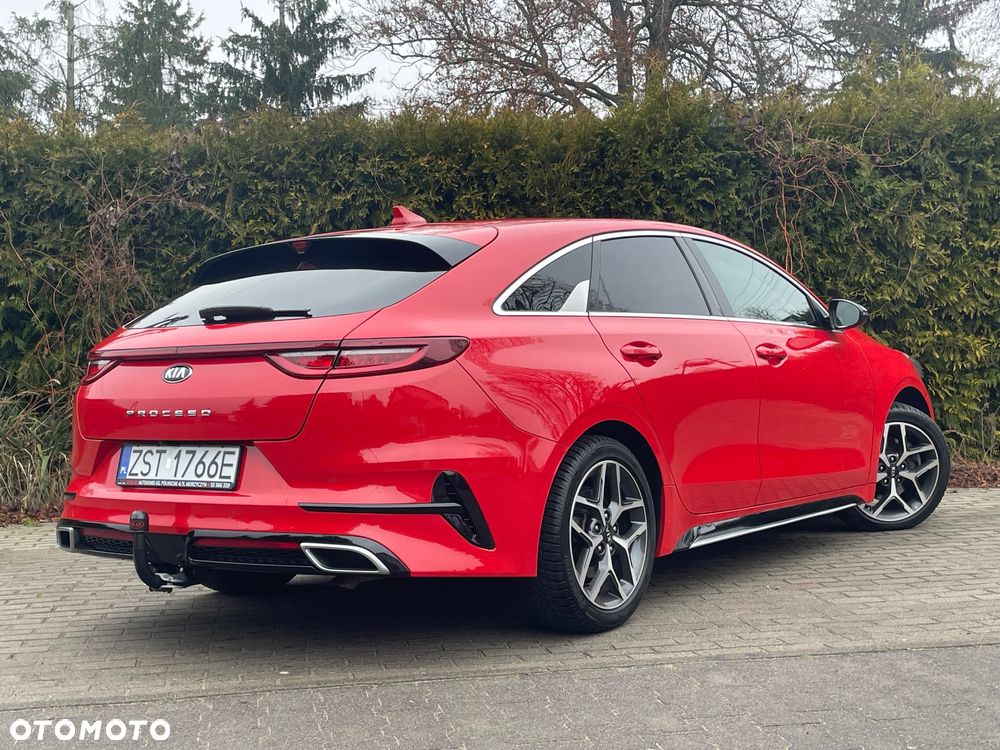 Kia ProCeed 1.4 T-GDI OPF GT LINE - 4