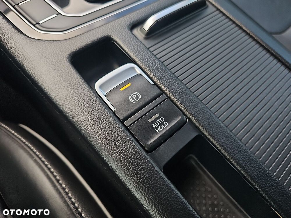 Volkswagen Arteon 2.0 TDI SCR Elegance DSG - 25