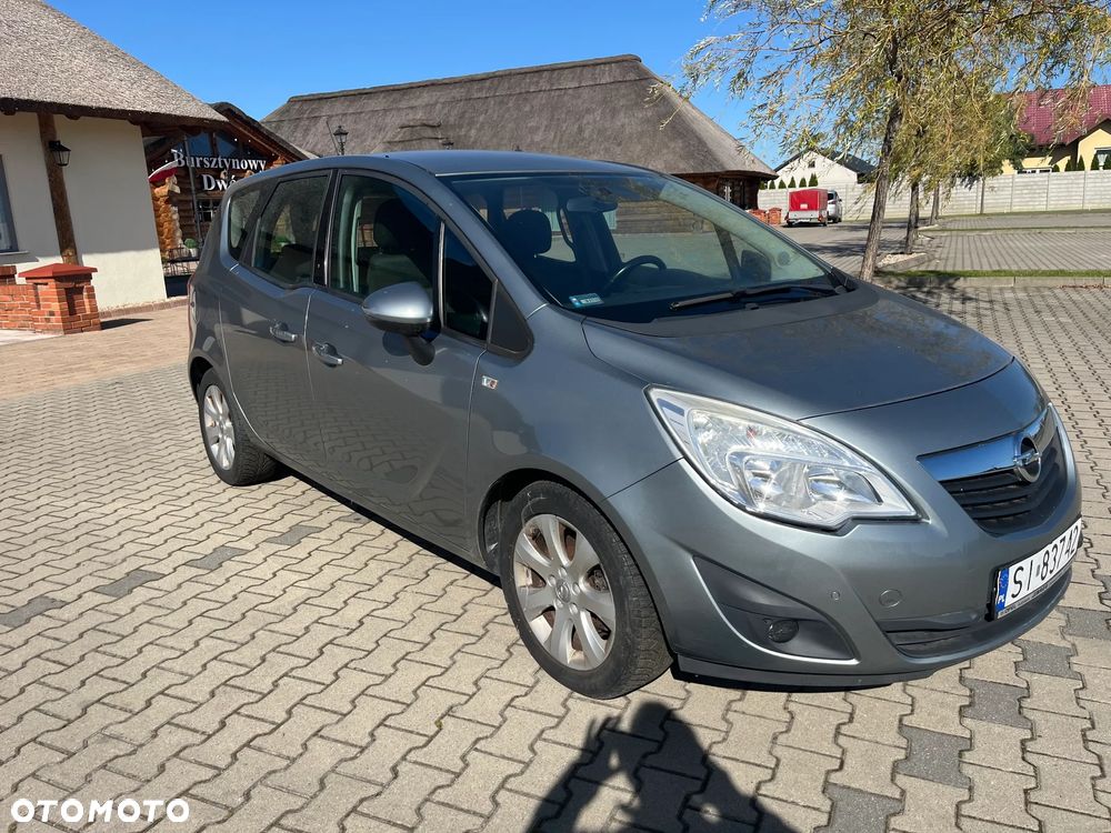 Opel Meriva 1.4 Essentia - 1