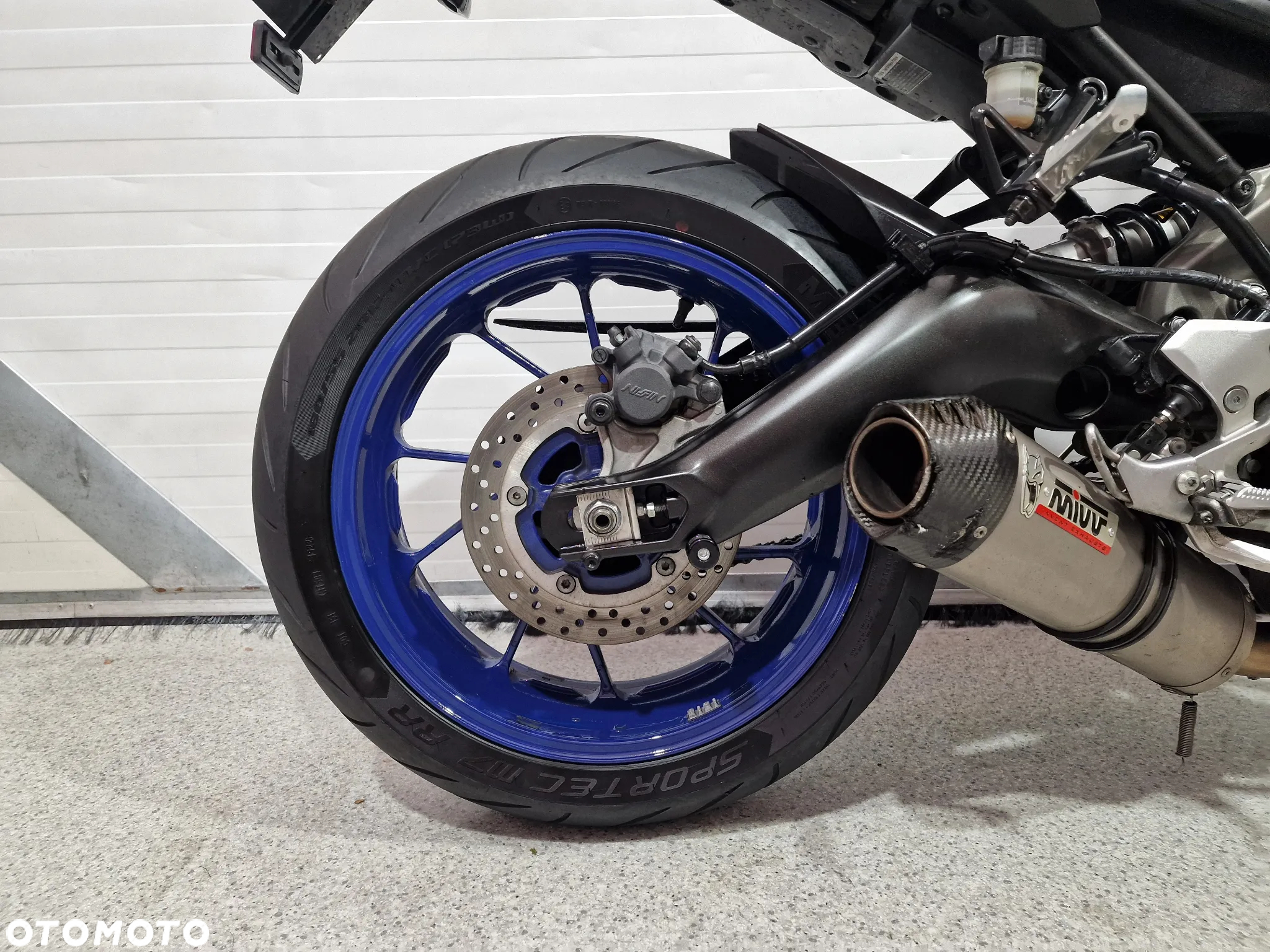 Yamaha MT - 24