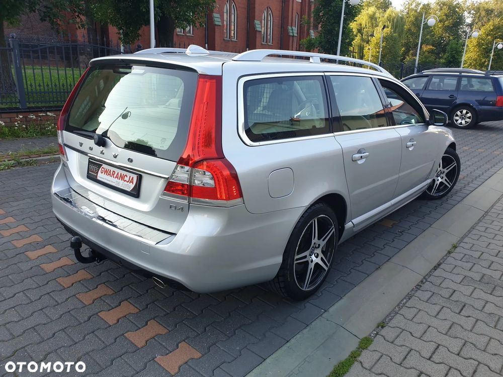 Volvo V70 D4 Geartronic Summum - 5