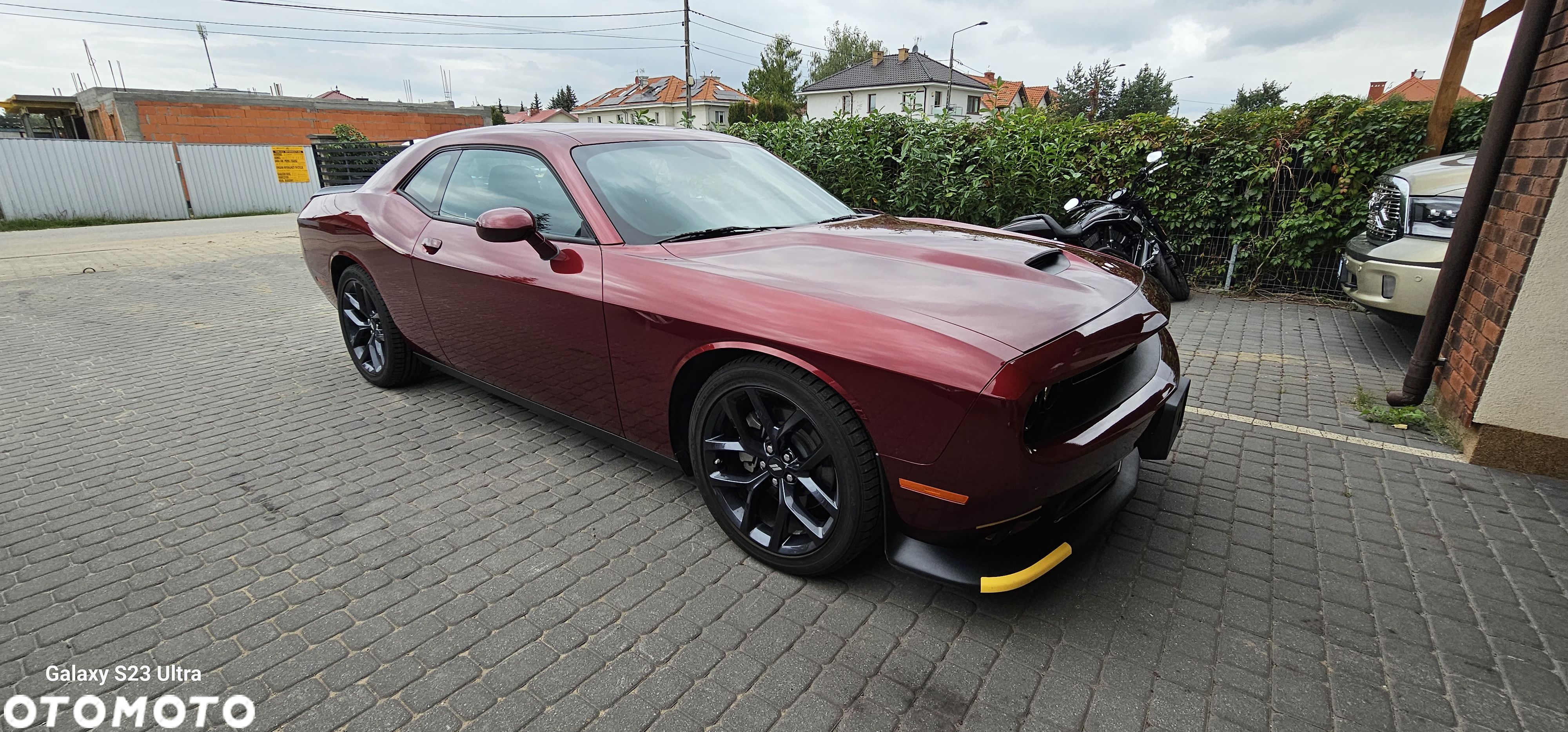 Dodge Challenger - 1