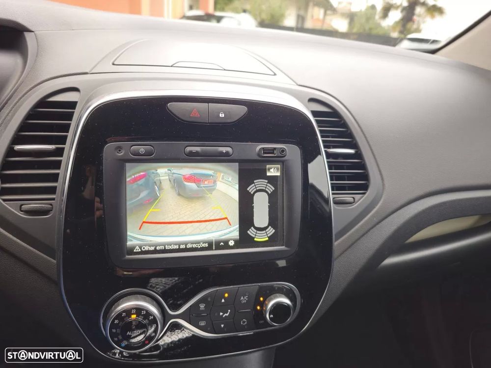 Renault Captur 1.3 TCe Exclusive - 10