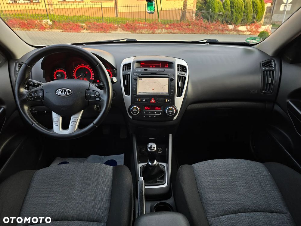 Kia Ceed 1.6 CVVT LX - 18