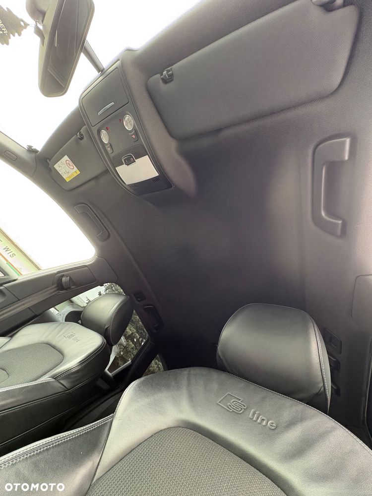 Audi A4 Avant 2.0 TDI DPF clean diesel S line Sportpaket - 30