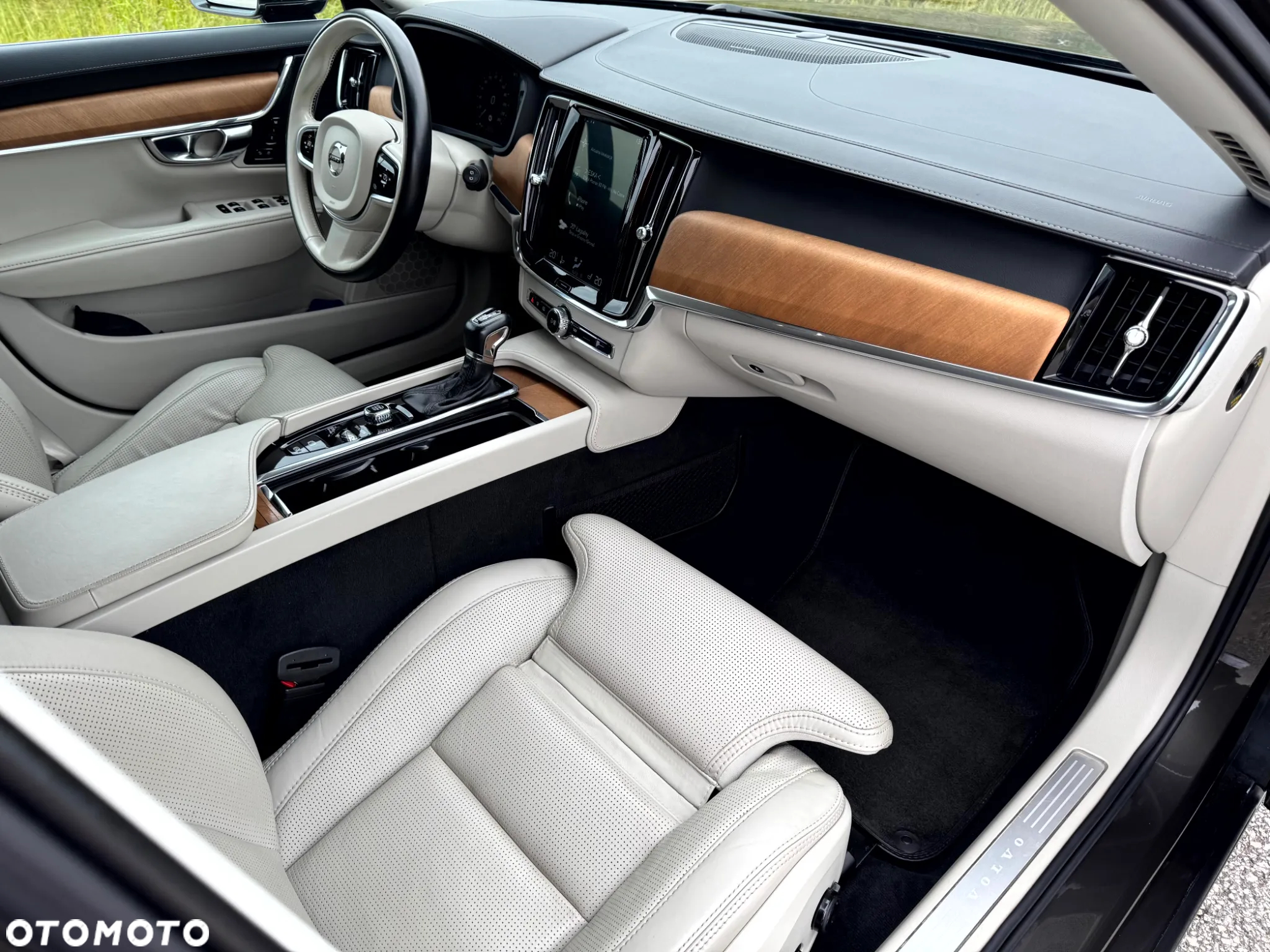 Volvo V90 D4 Inscription - 10