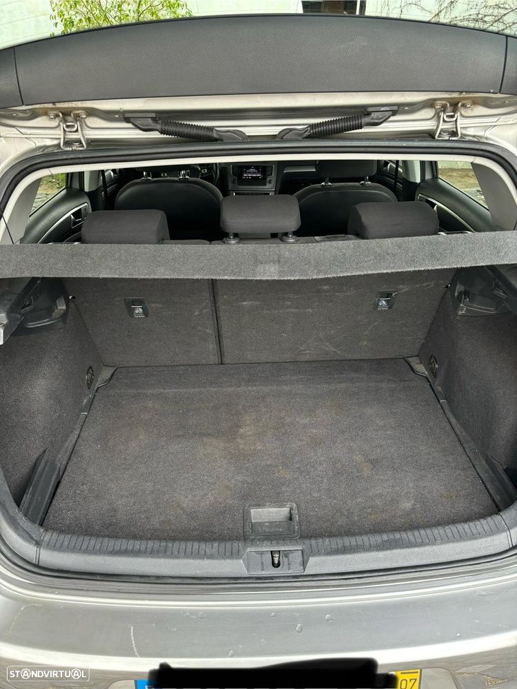 VW Golf 1.6 TDi Trendline - 10