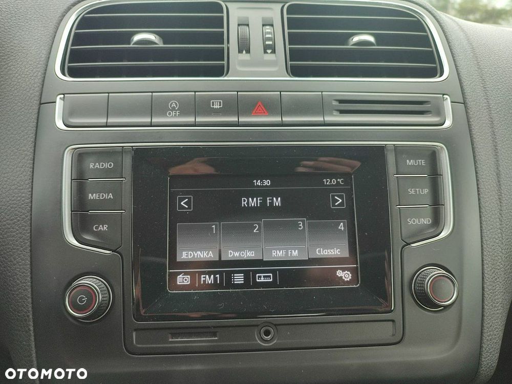 Volkswagen Polo - 22