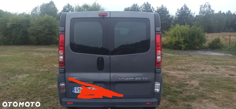 Opel VIVARO - 2