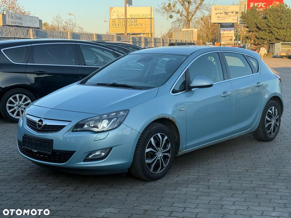 Opel Astra - 1