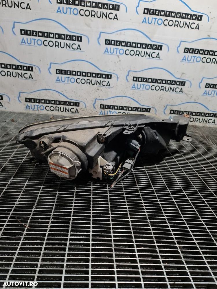 Far Stanga Mazda CX - 7 2006 - 2012 SUV 4 Usi (1324) Xenon - 2