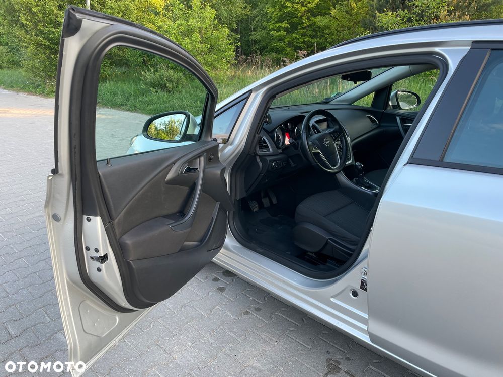 Opel Astra 1.4 T Enjoy - 14