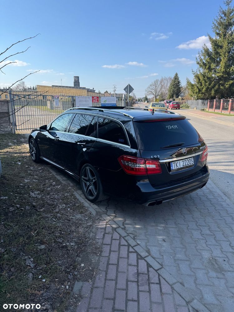Mercedes-Benz Klasa E 63 AMG - 15