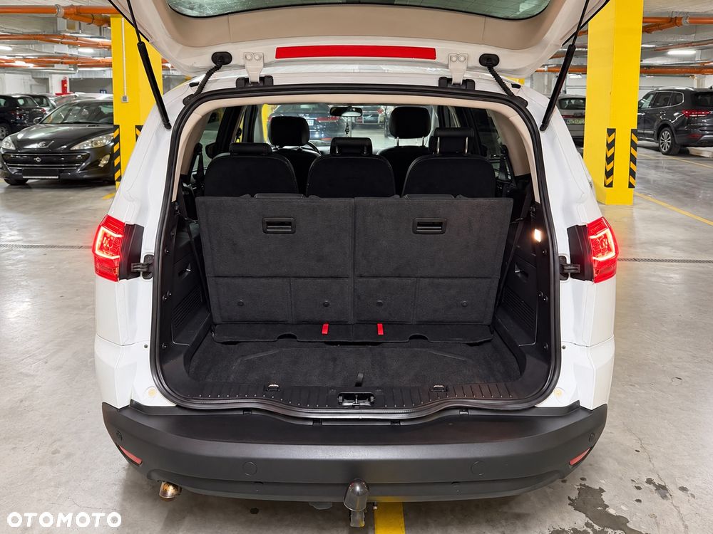 Ford S-Max 2.0 TDCi DPF Titanium X - 15