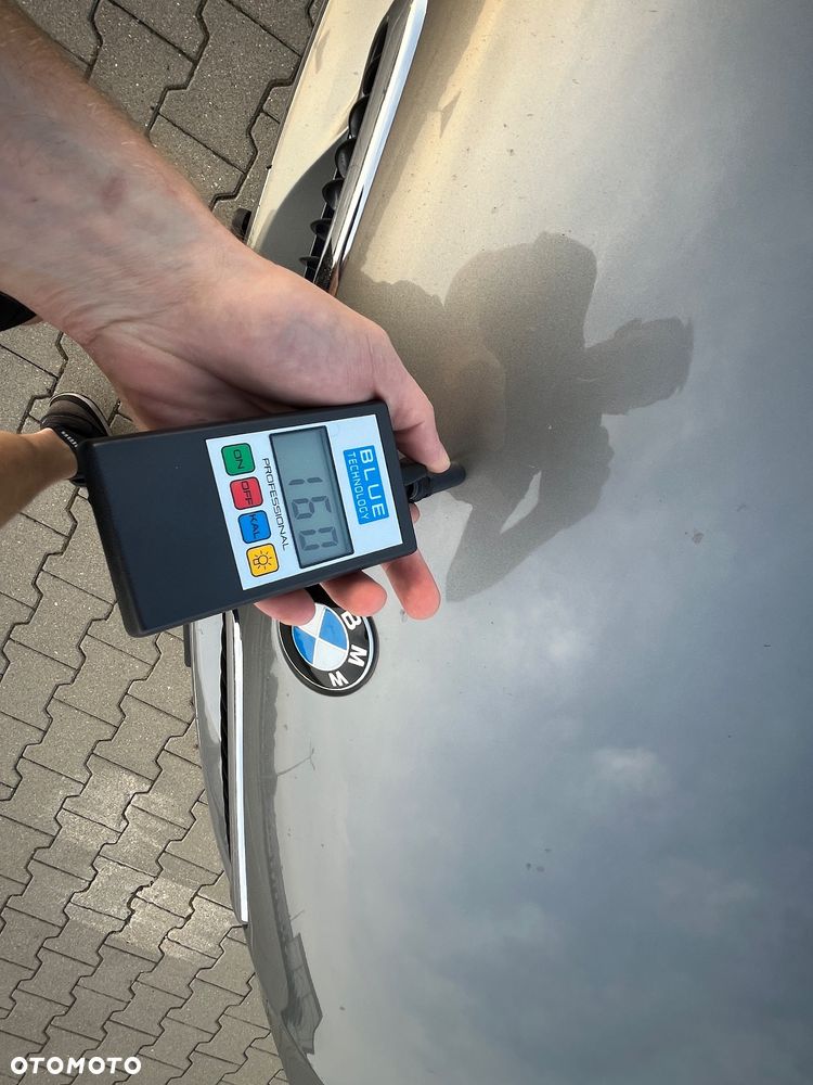 BMW Seria 7 750i - 21