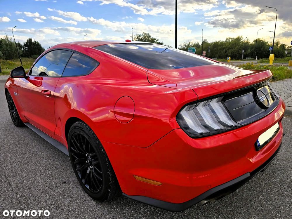 Ford Mustang - 6