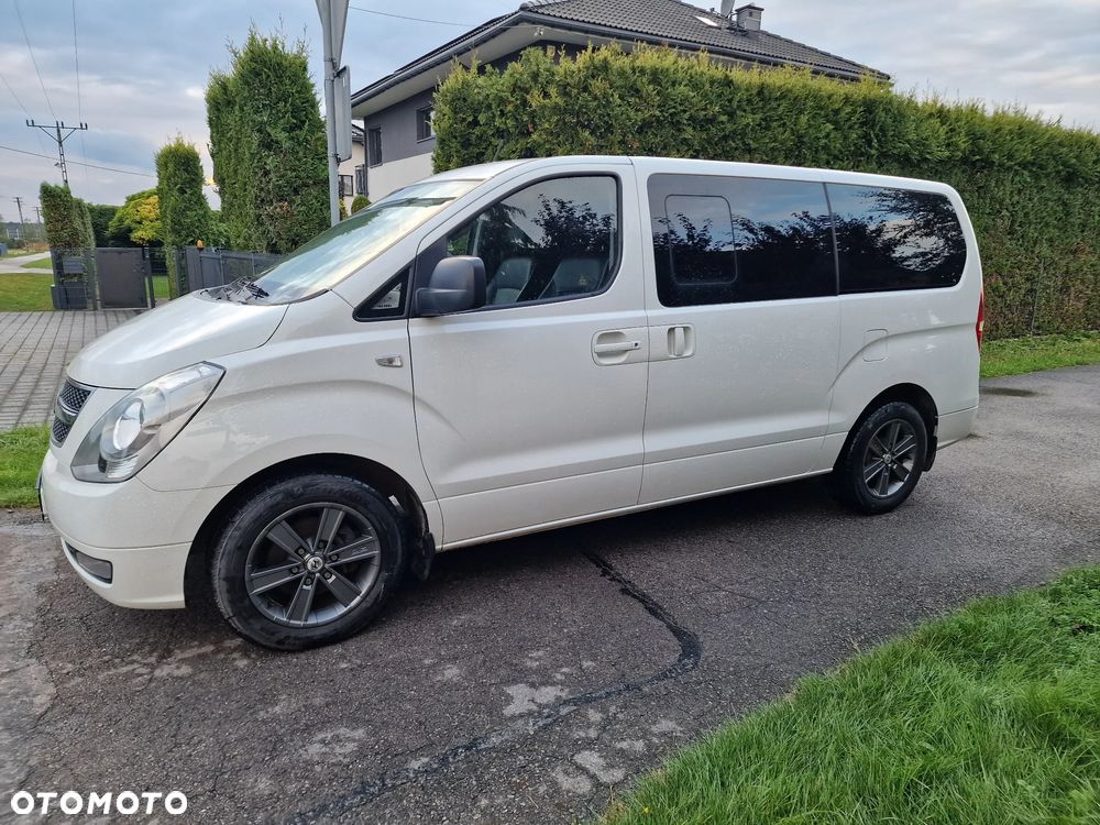 Hyundai H-1 2.5 CRDi Premium - 3