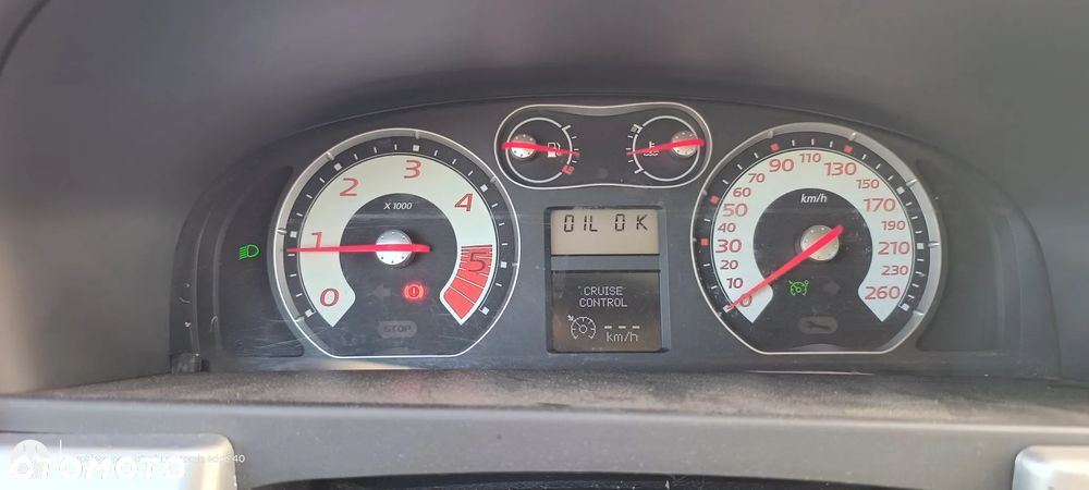 Renault Laguna - 9