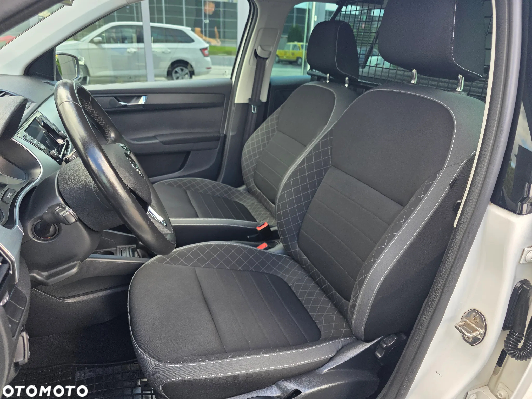 Skoda Fabia 1.0 Ambition - 25