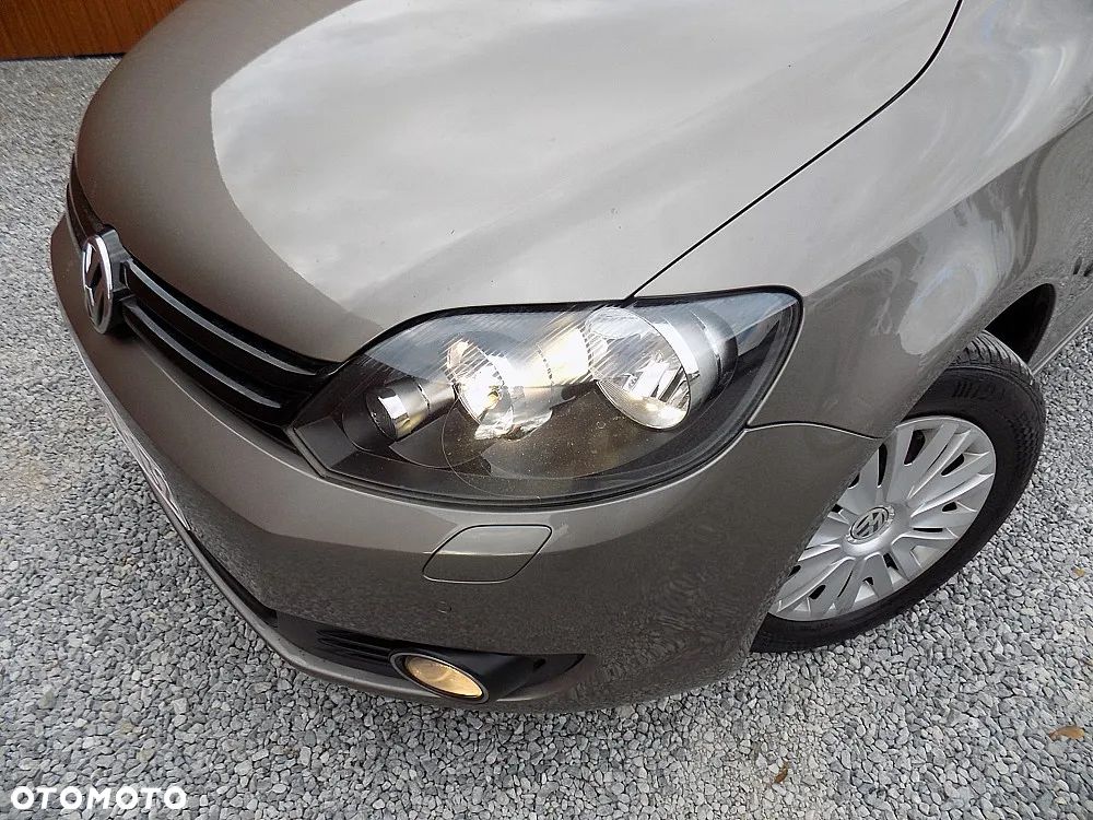 Volkswagen Golf Plus 1.6 TDI DPF Comfortline - 18