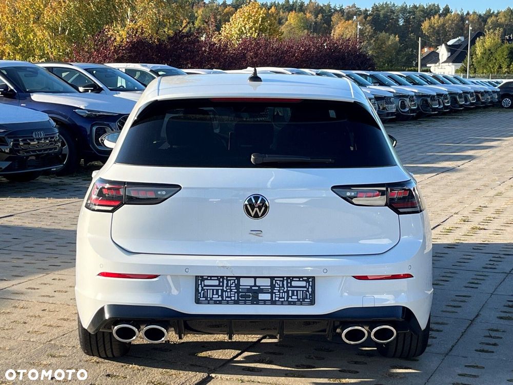Volkswagen Golf - 5