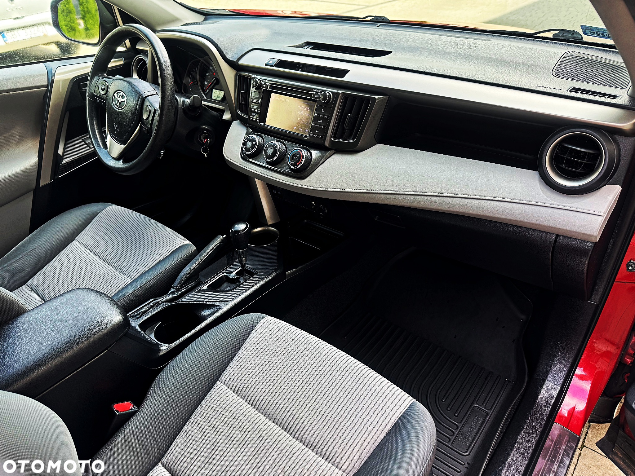 Toyota RAV4 - 29