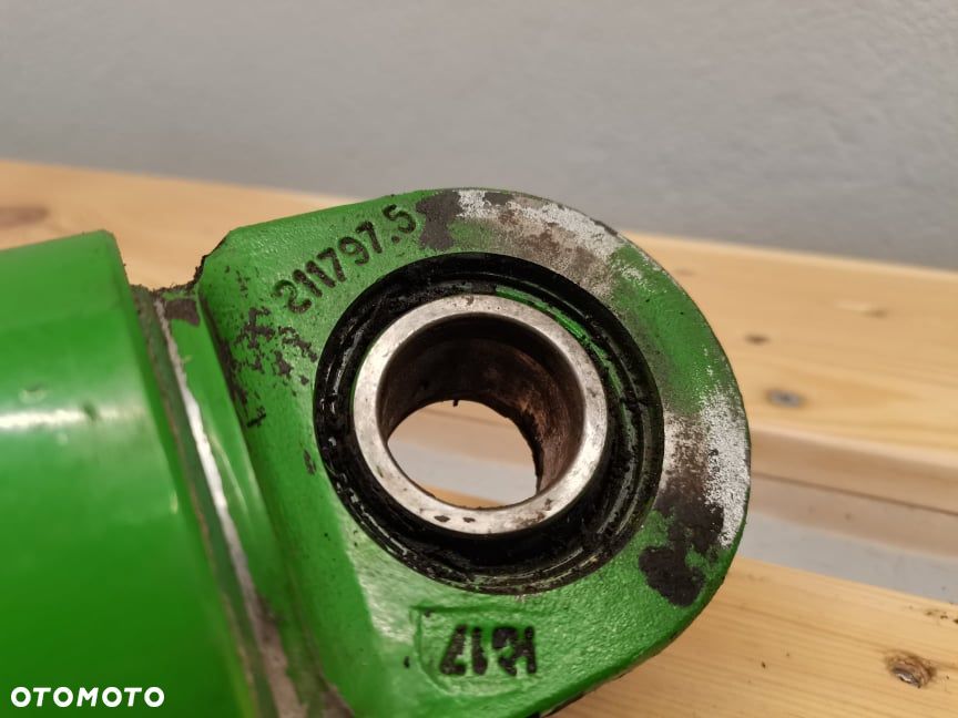 John Deere 6330 {Siłownik podnośnika 018478.0} - 7
