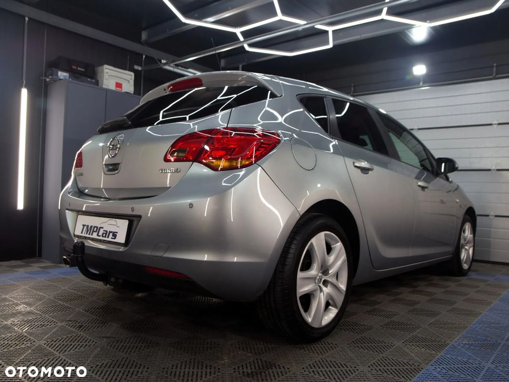 Opel Astra 1.4 Turbo - 4