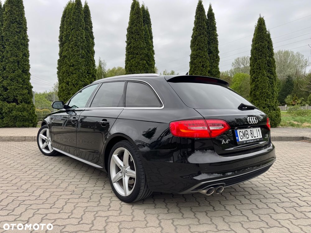 Audi A4 Avant 2.0 TDI DPF quattro S line Sportpaket - 4