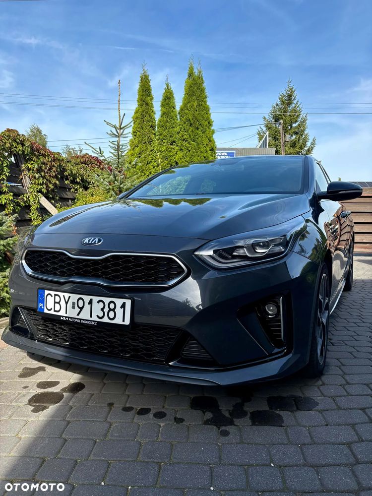 Kia Procee'd