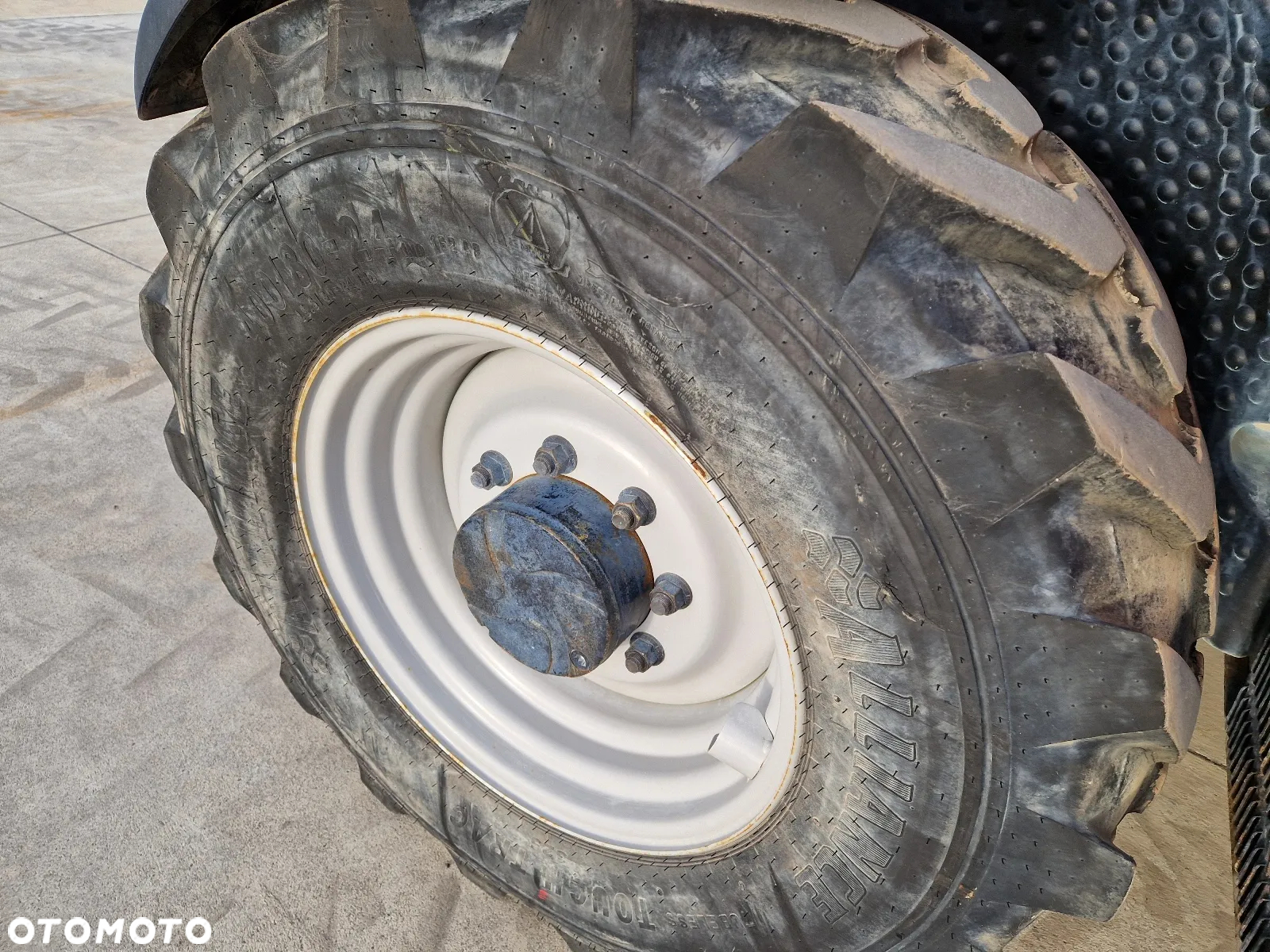 Manitou MT 933 R371 jak JCB 535-95 - 15