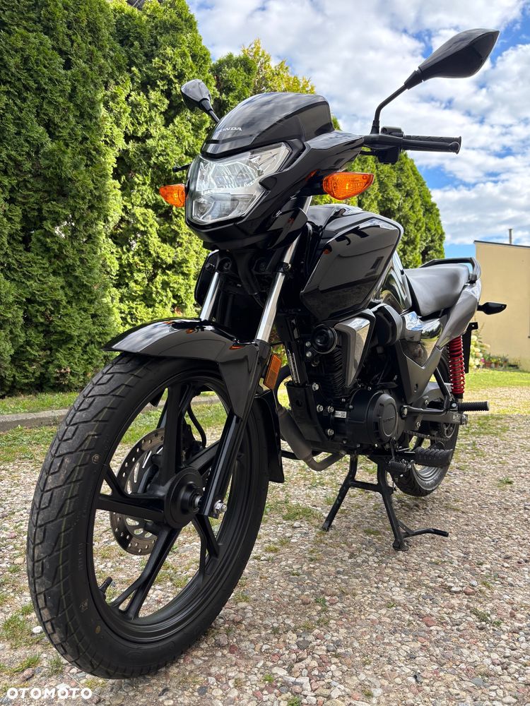 Honda CBF - 2