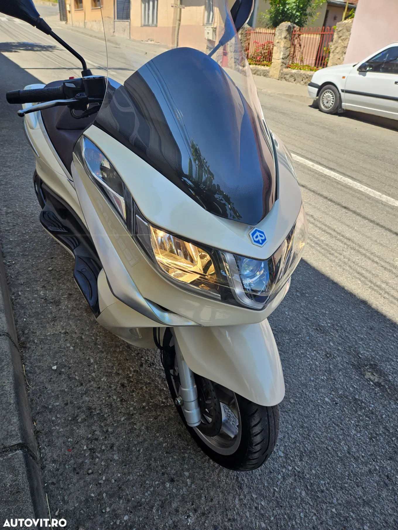 Piaggio X10 350 - 4