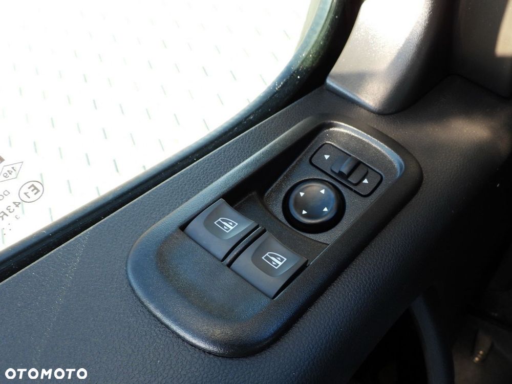 Renault MASTER FURGON CHŁODNIA  -10*C TEMPOMAT NAWIGACJA LEDY KLIMATYZACJA  150KM - 26